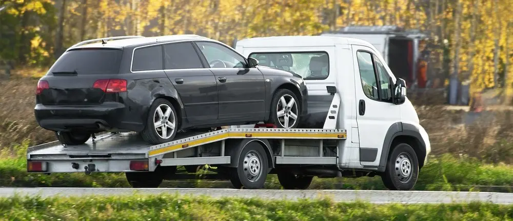 services 24/7 Roadside Assistance and Lockout Service in Ark City